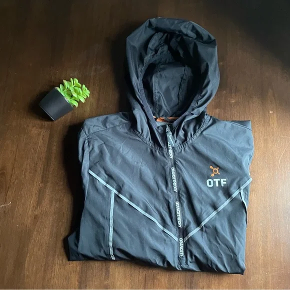 Orangetheory Theory Fitness Black Long Sleeve Hooded Wind Breaker Size Small